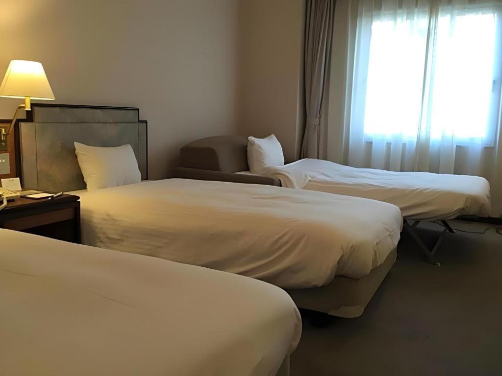 Hotel New Omi Omihachiman Esterno foto